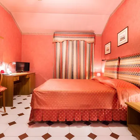 酒店 赛兹别墅公园酒店 3*