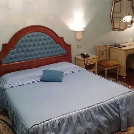 赛兹别墅公园酒店